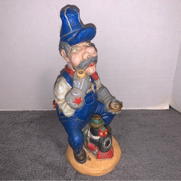 Vtg 1970's Miniature Train Conductor w/ Timepiece Chalkware Statue 10.5" - Picture 5 of 7